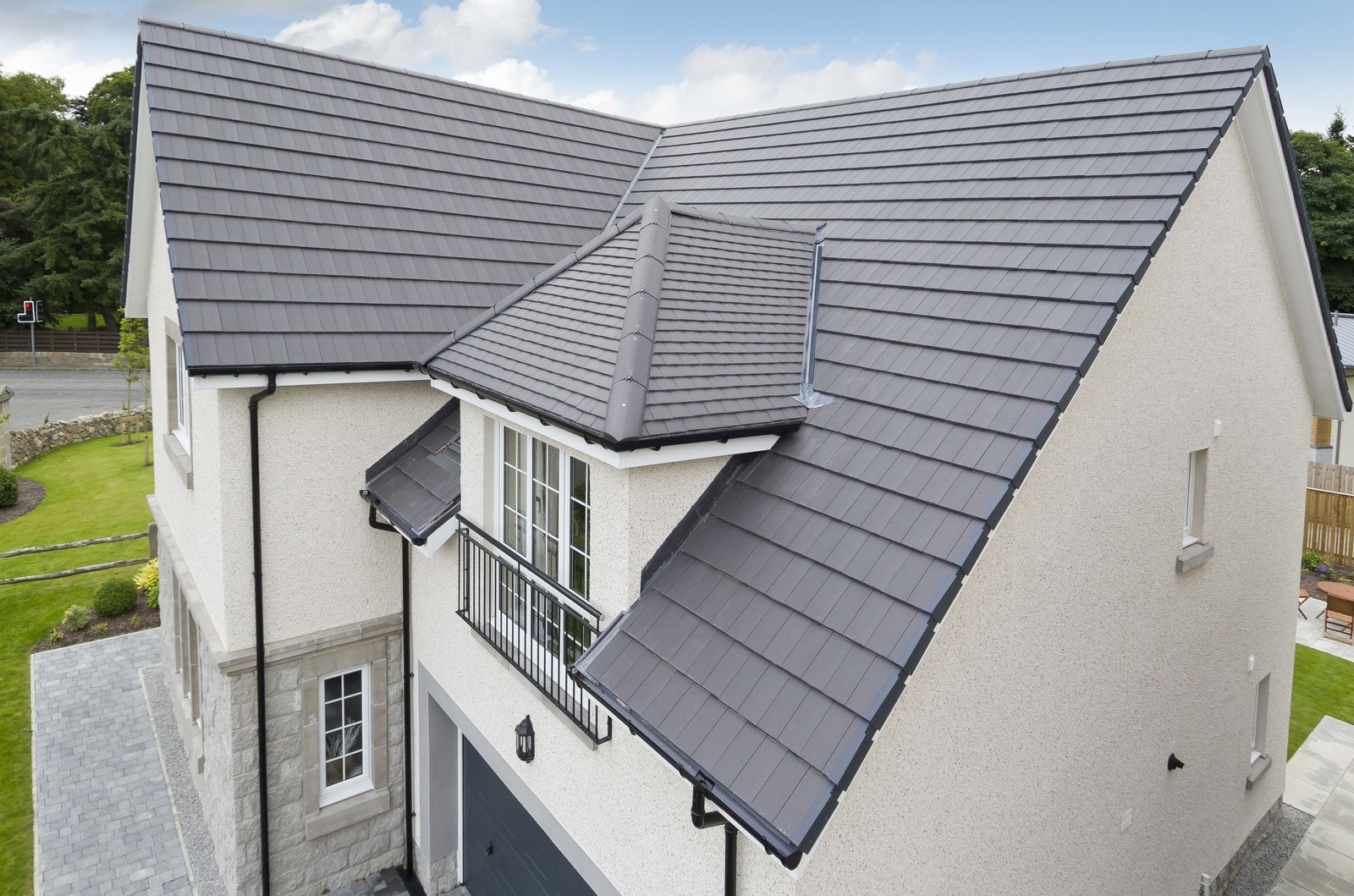 New Roof Installation - Image 3